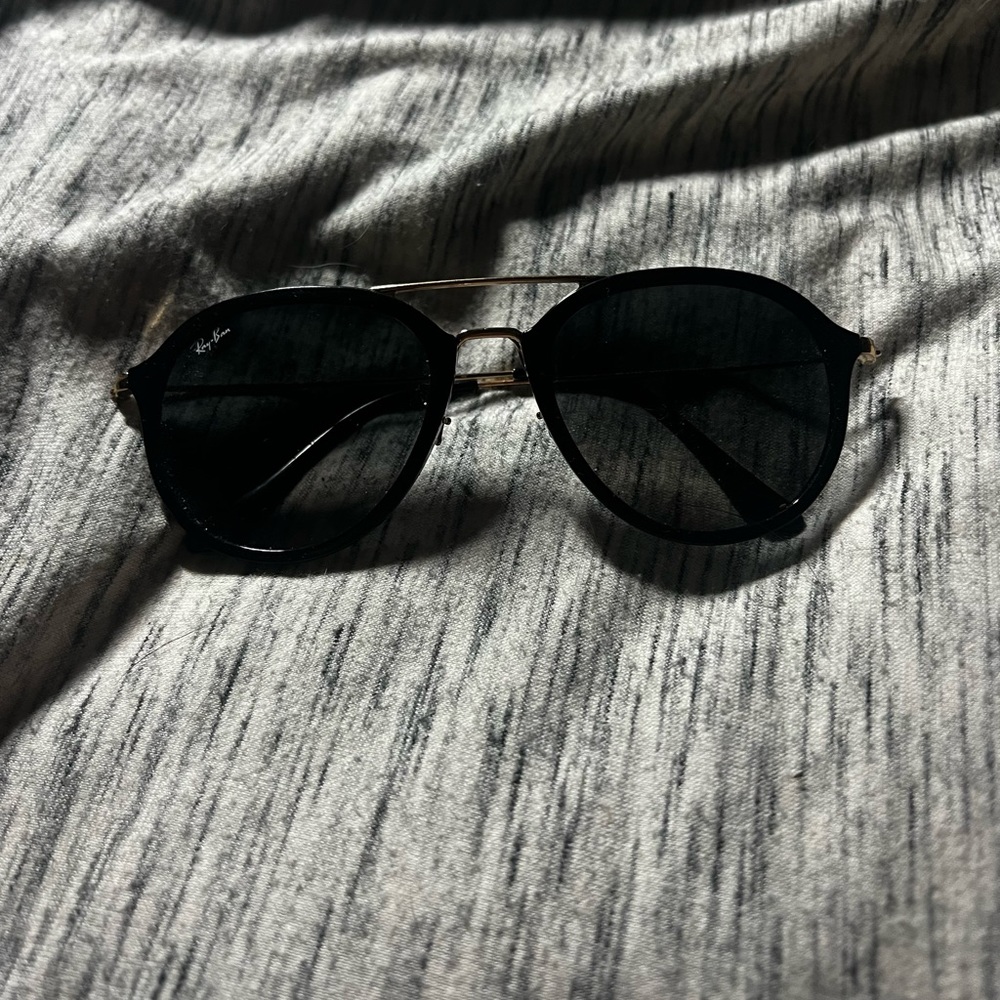 Ray bans sunglasses (I don’t remember style)
